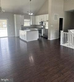 108 Irwin Court photo 3