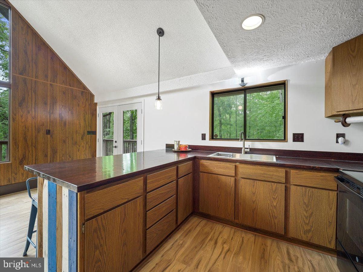 106 Monacan Trail photo 5