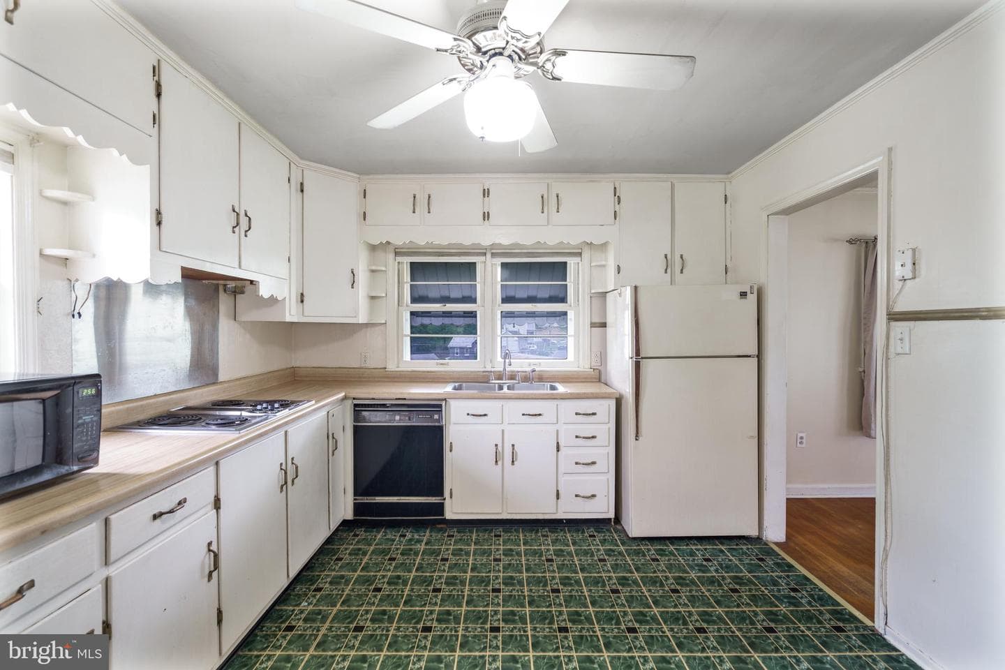403 Teneno Street photo 11