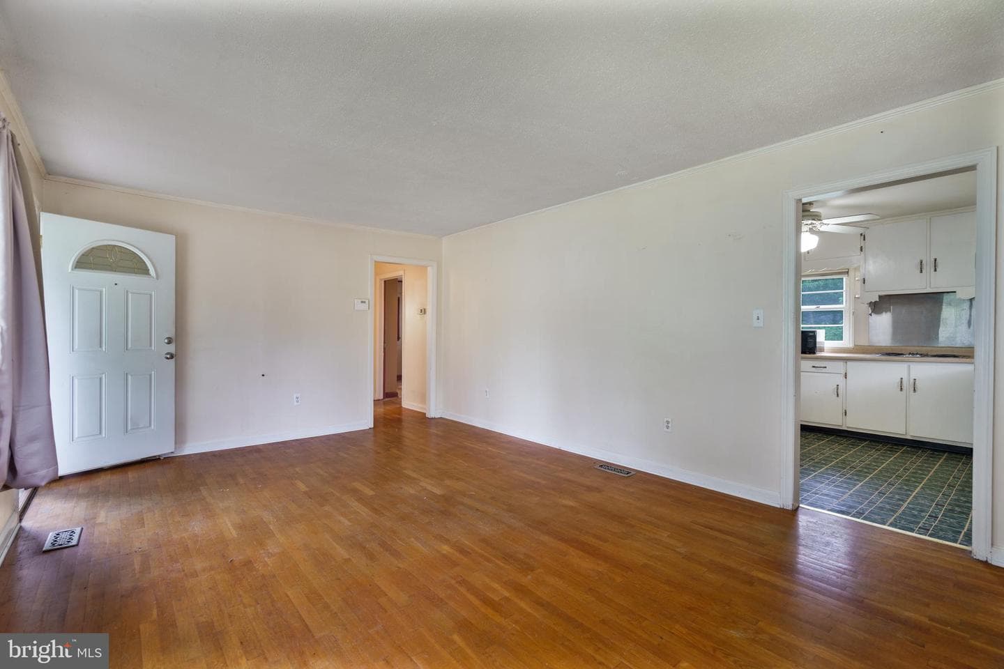 403 Teneno Street photo 9