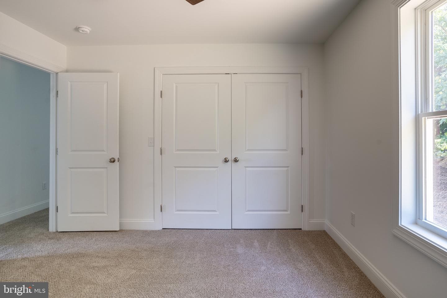645 Slonaker Lane photo 34