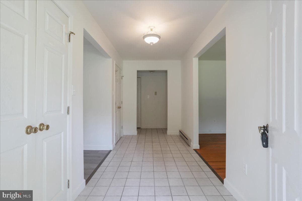 246 Poets Lane photo 13