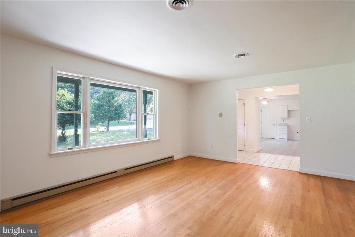 246 Poets Lane photo 31