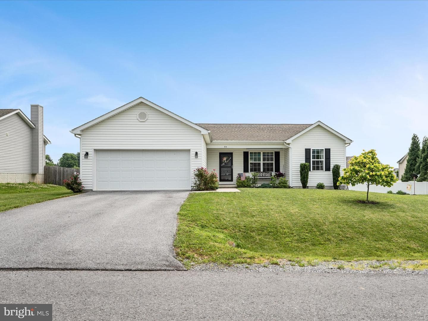 94 Twickenham Drive photo 31