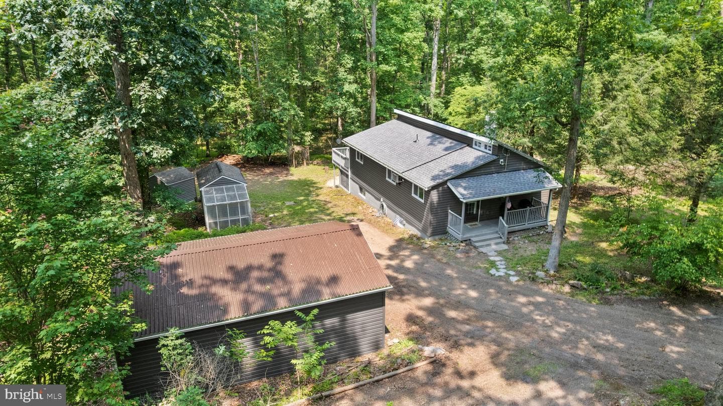 143 Cricket Lane photo 3
