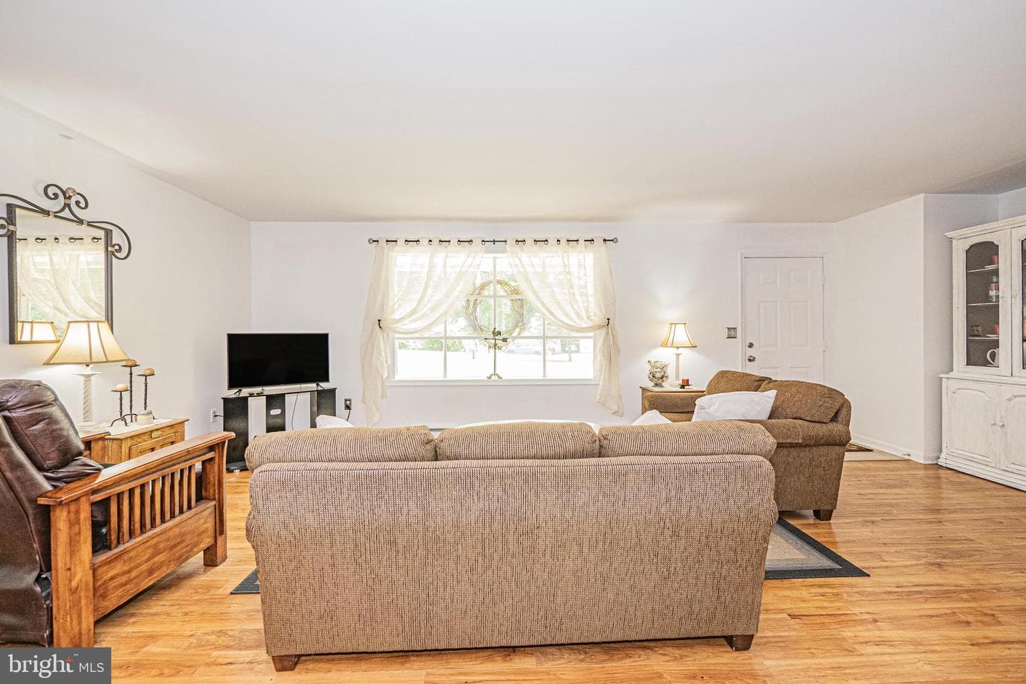 165 Chesley Drive photo 4