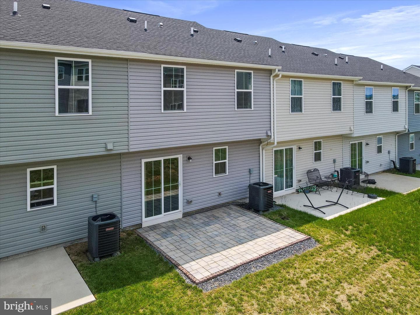 94 Calais Place photo 33