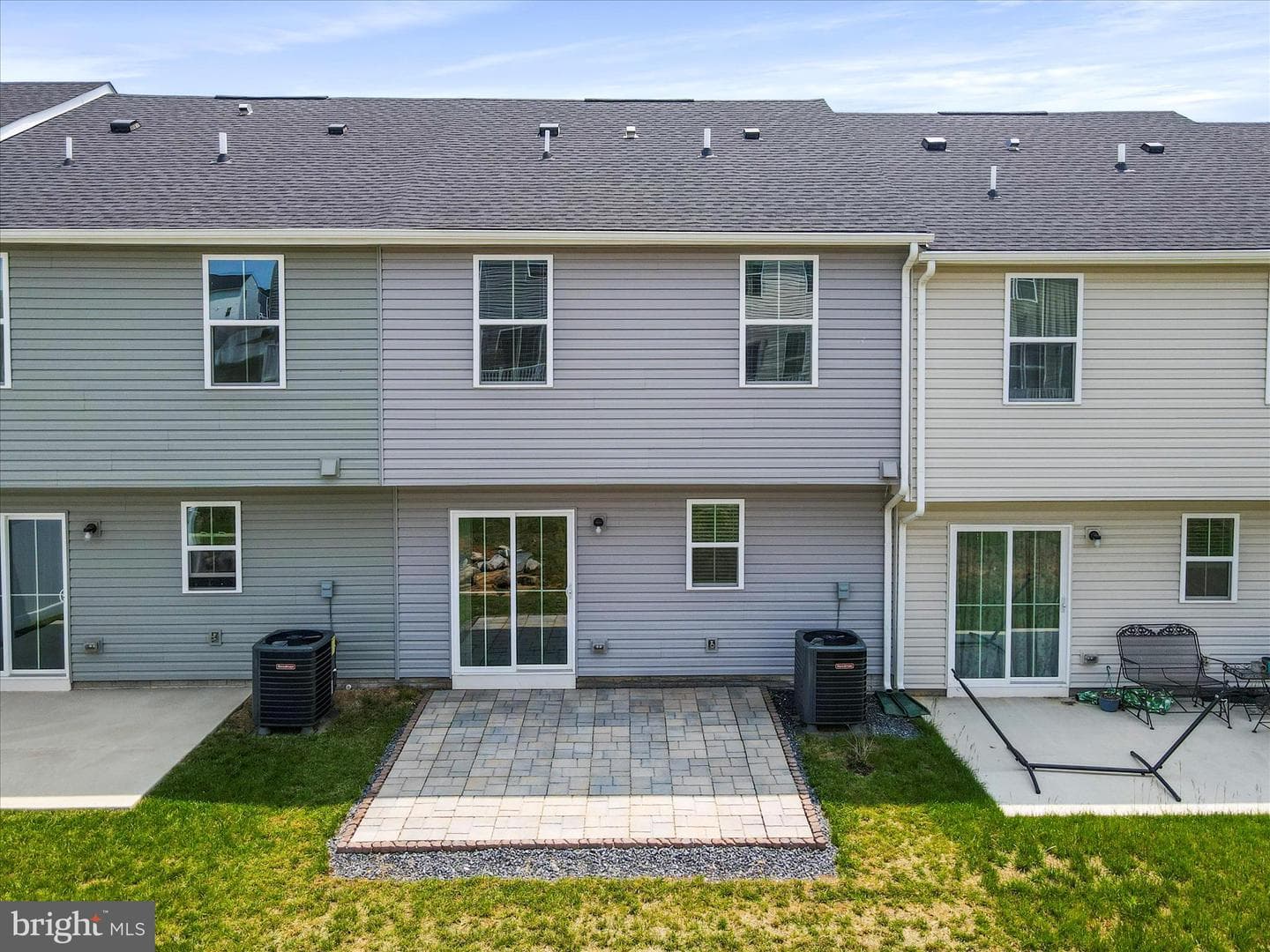 94 Calais Place photo 34