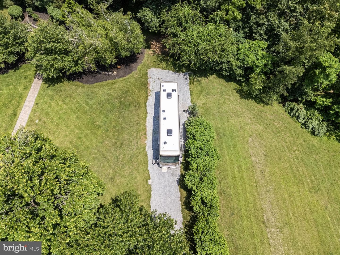77 Lionheart Terrace photo 12
