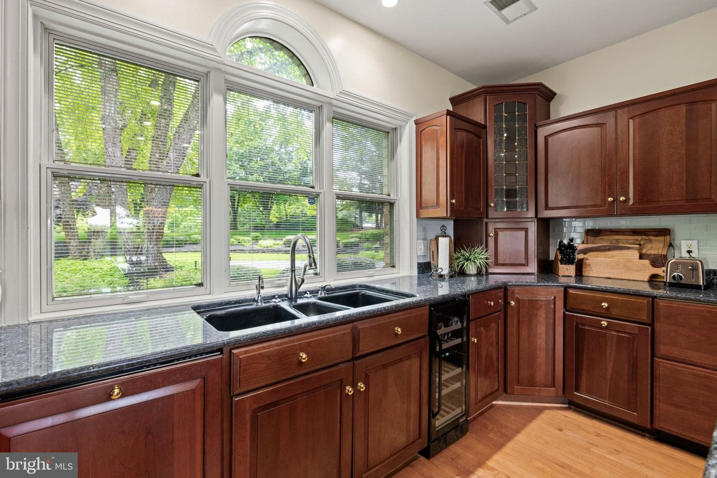 77 Lionheart Terrace photo 42