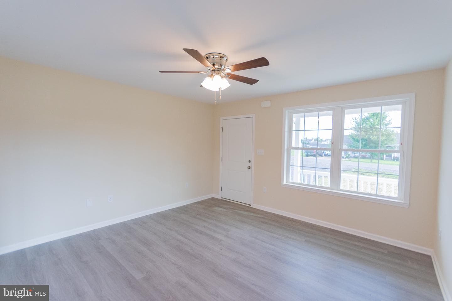 272 Larry Way photo 25