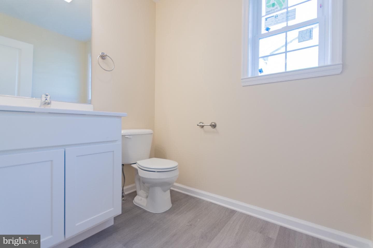 272 Larry Way photo 38