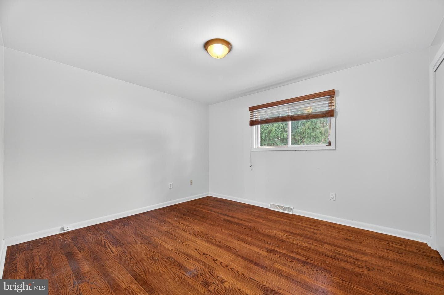 503 N High Street photo 13