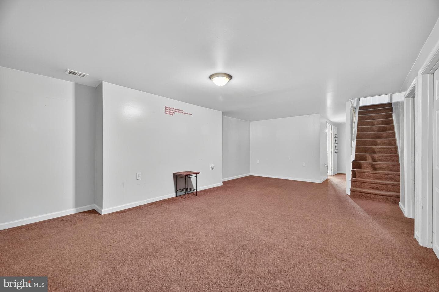 503 N High Street photo 20