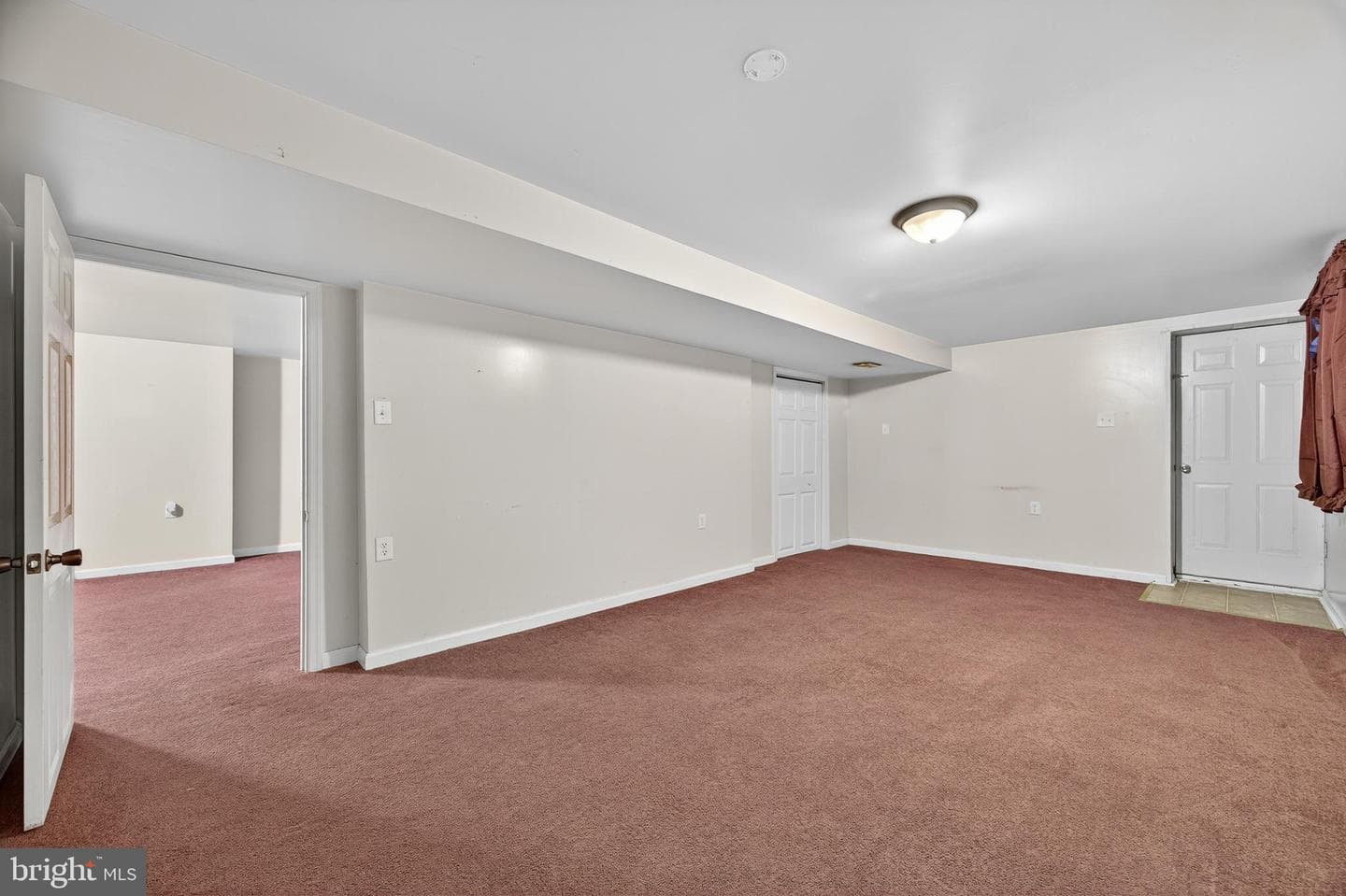503 N High Street photo 23