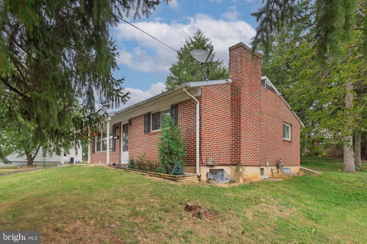 503 N High Street photo 3