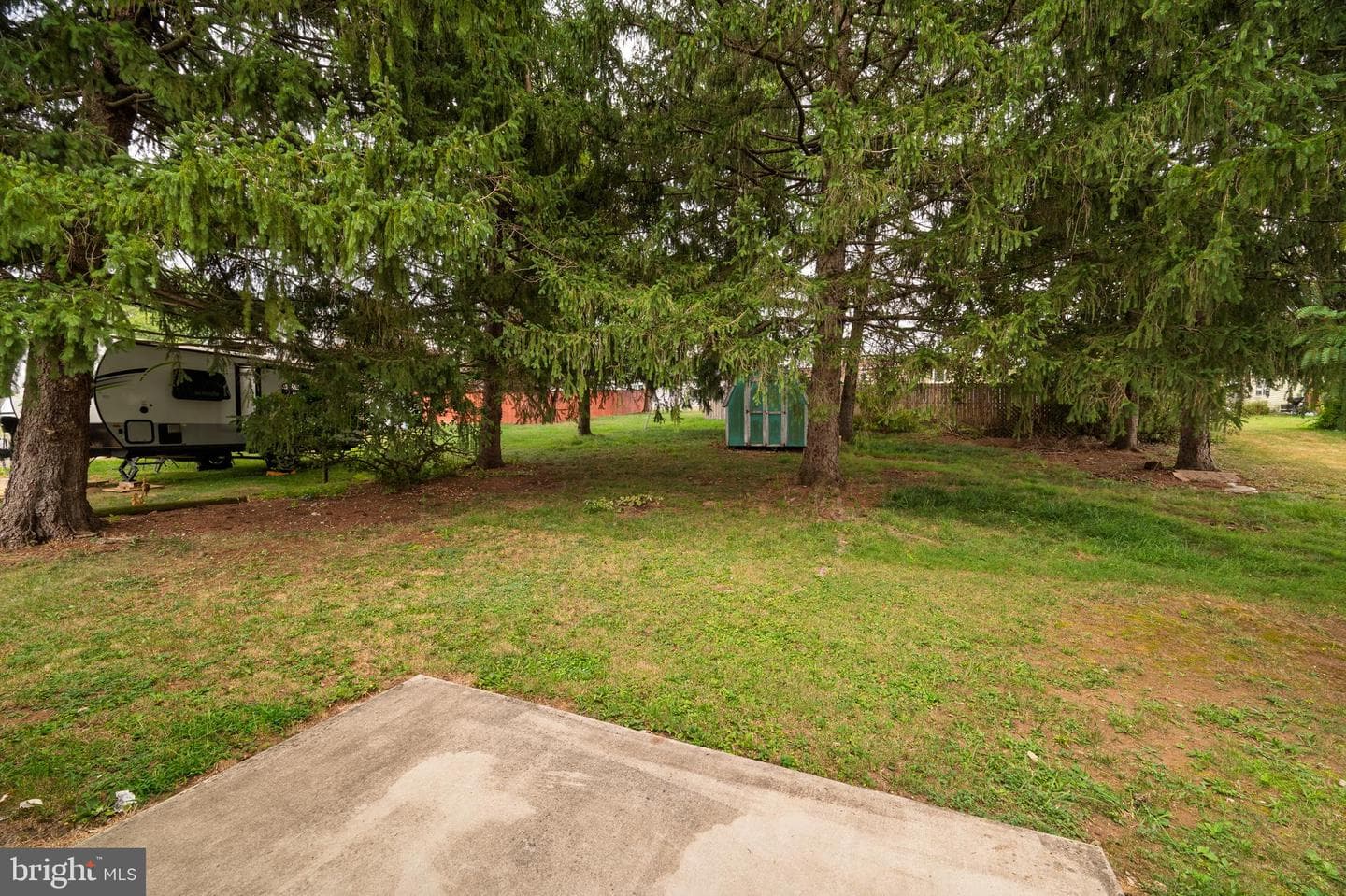 503 N High Street photo 31