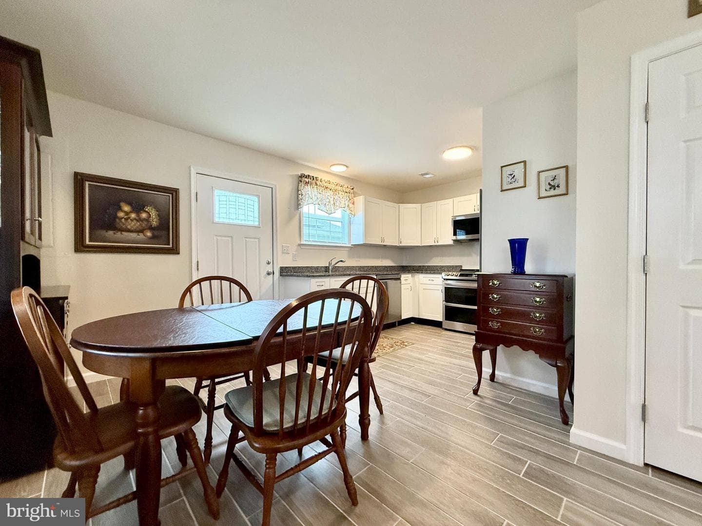 404 Athletic Street photo 10