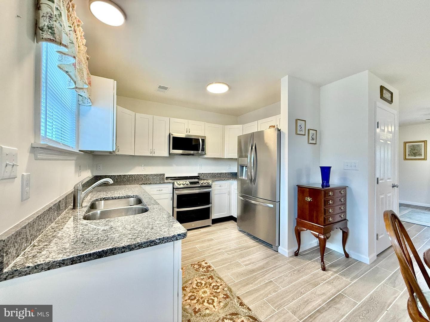 404 Athletic Street photo 12