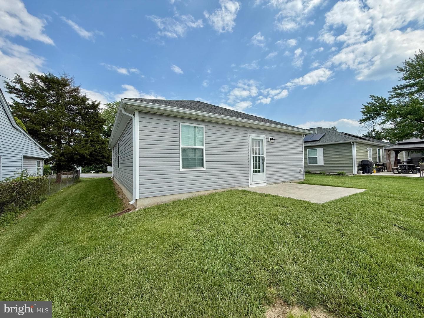 404 Athletic Street photo 34