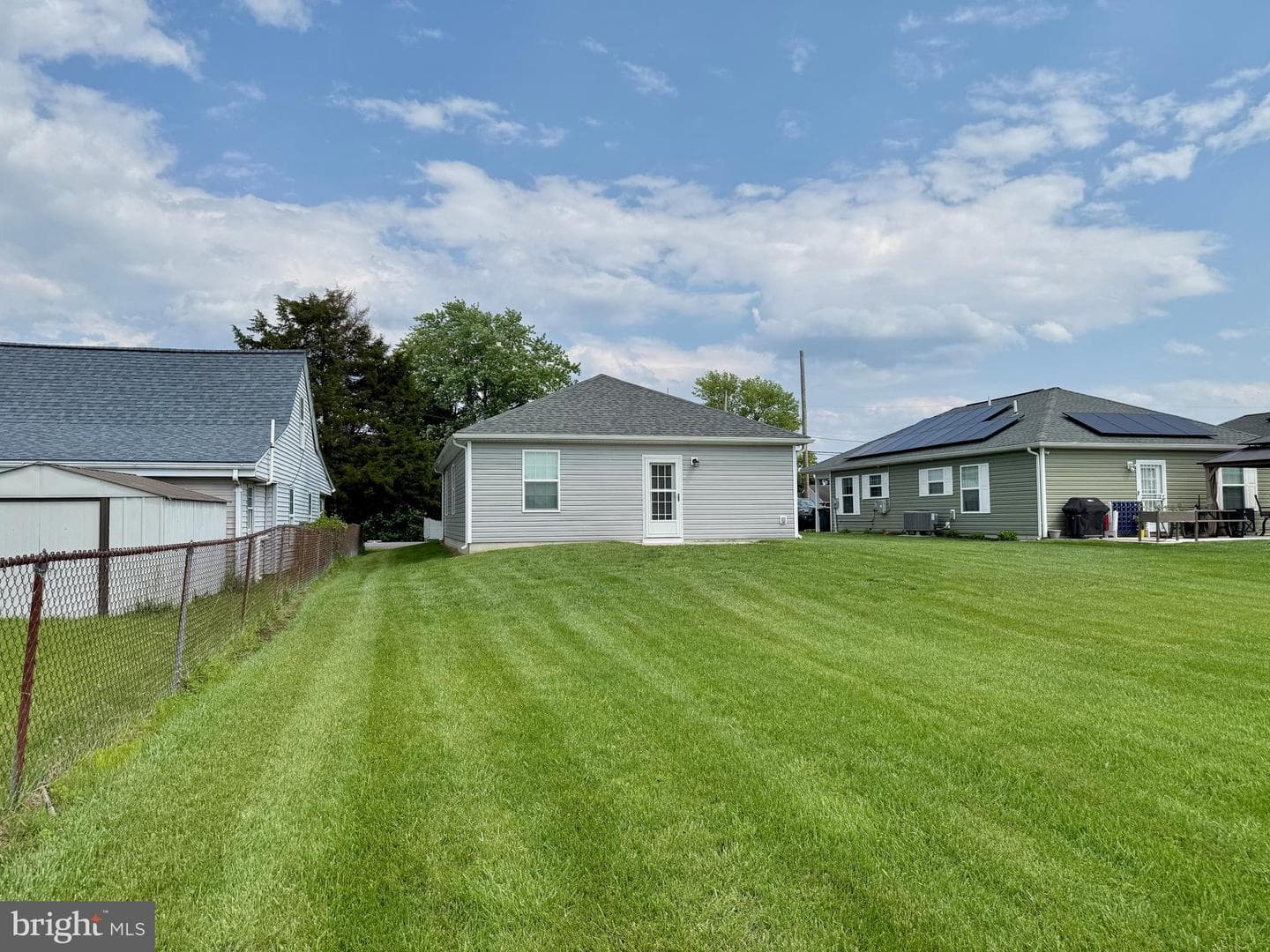 404 Athletic Street photo 37