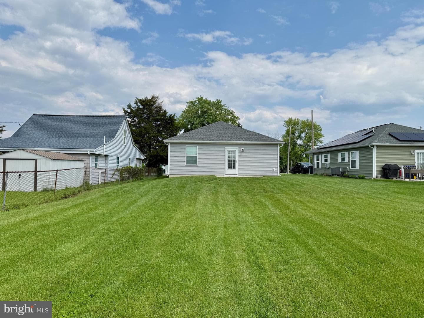 404 Athletic Street photo 39