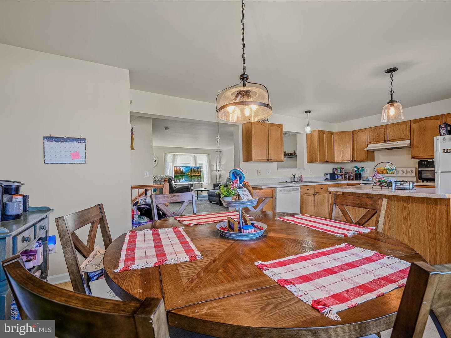 104 Raphael Court photo 12
