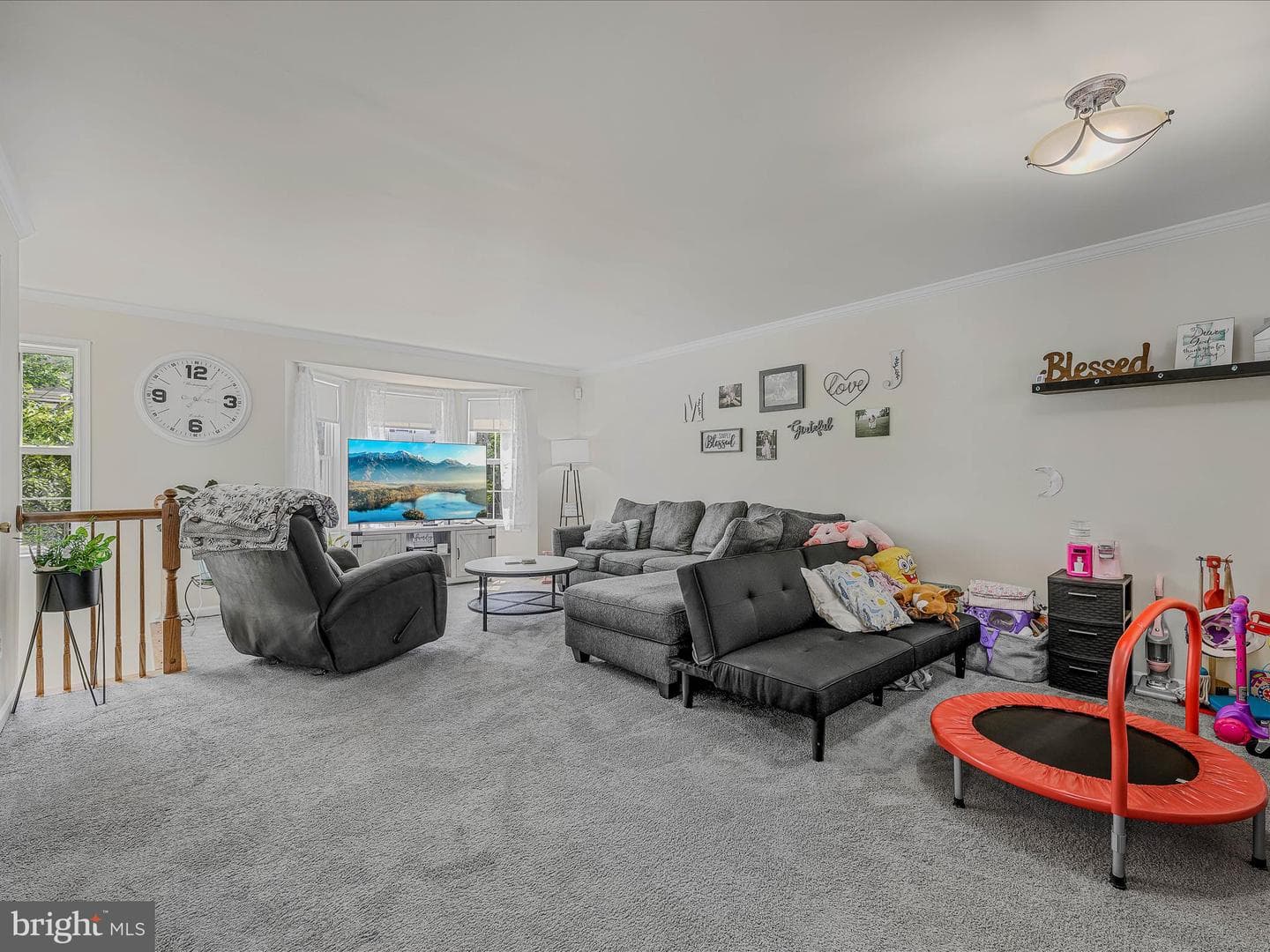 104 Raphael Court photo 8