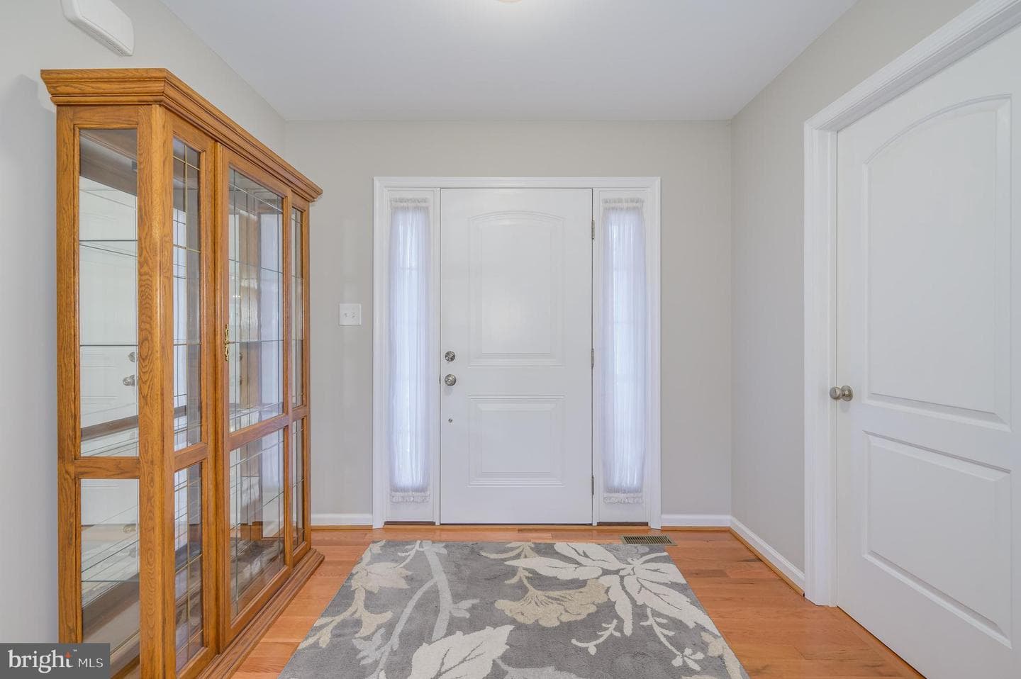 61 Twickenham Drive photo 25