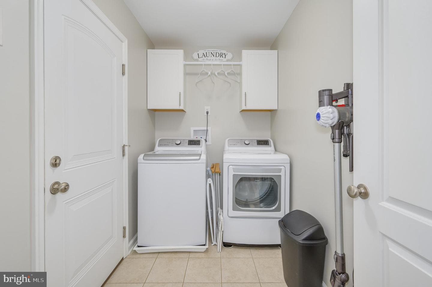 61 Twickenham Drive photo 26