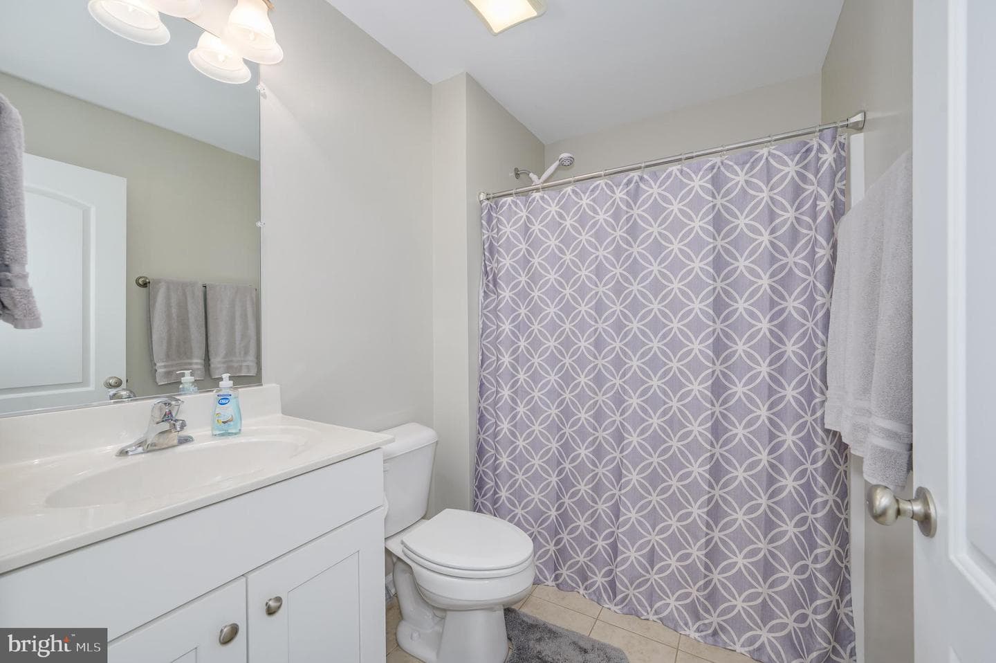 61 Twickenham Drive photo 27