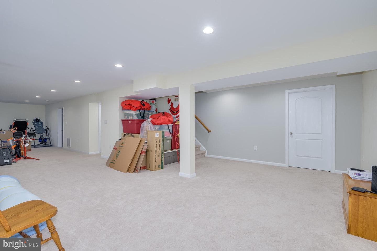 61 Twickenham Drive photo 56