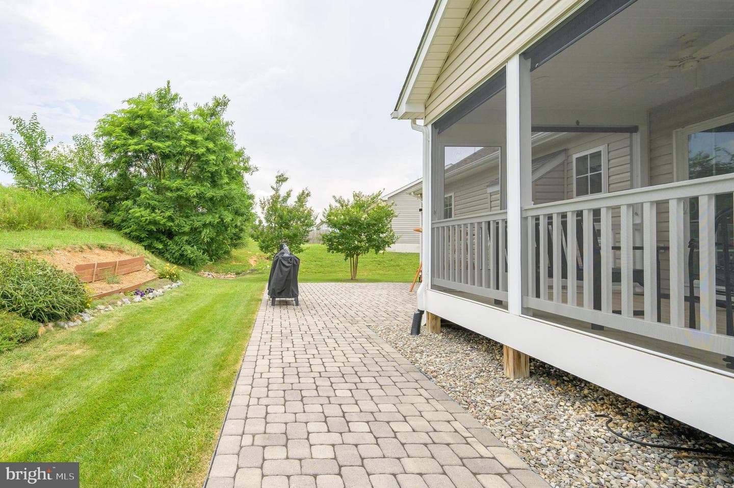 61 Twickenham Drive photo 69