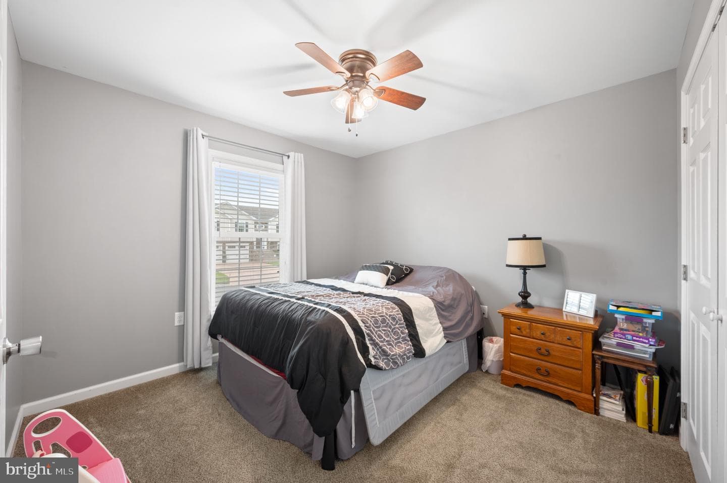494 Ives Street photo 19
