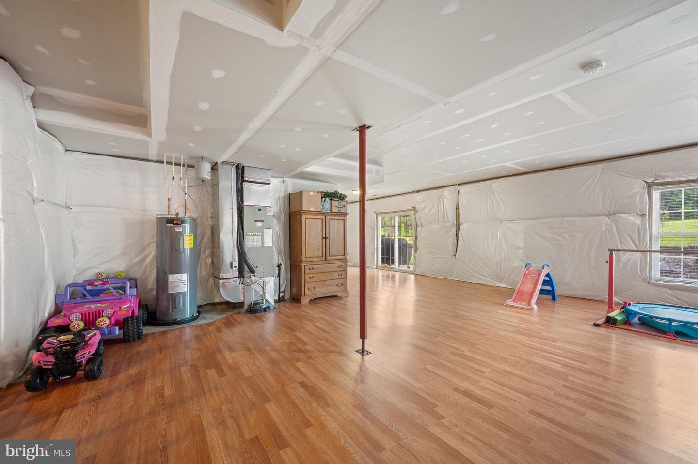 494 Ives Street photo 25