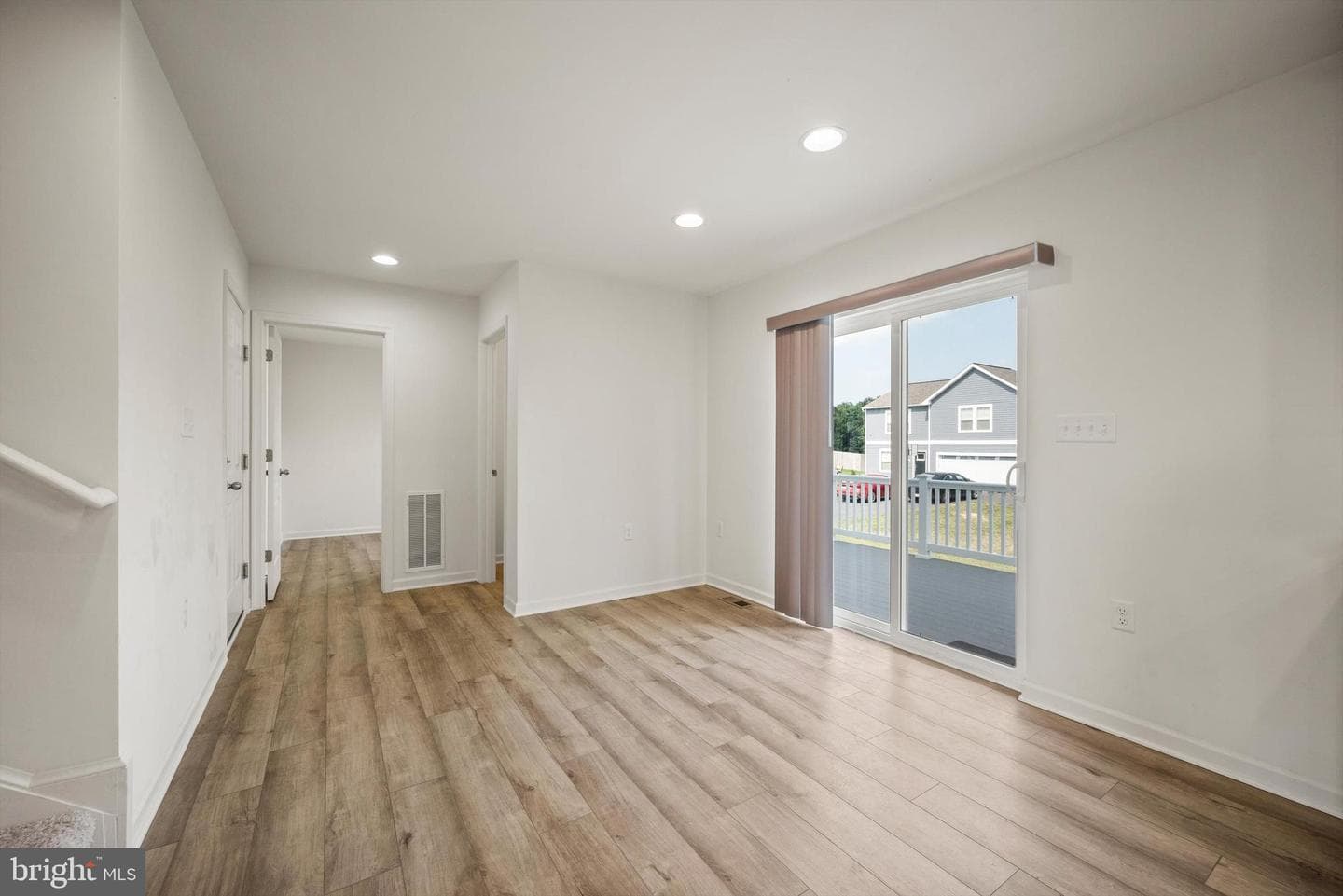 379 Eurasian Drive photo 13