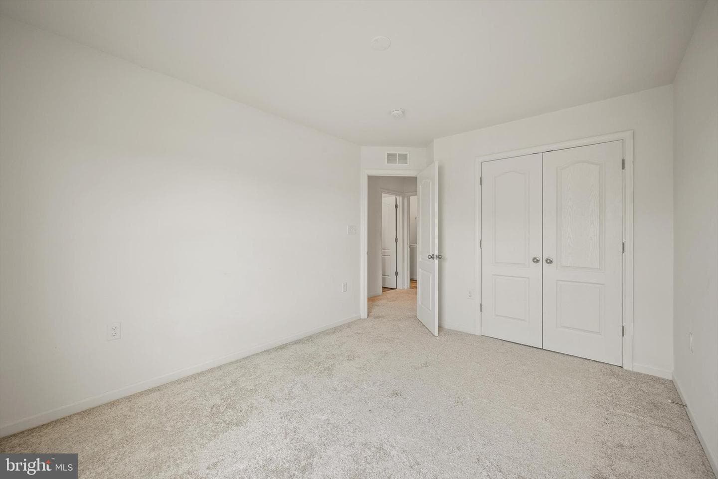 379 Eurasian Drive photo 23