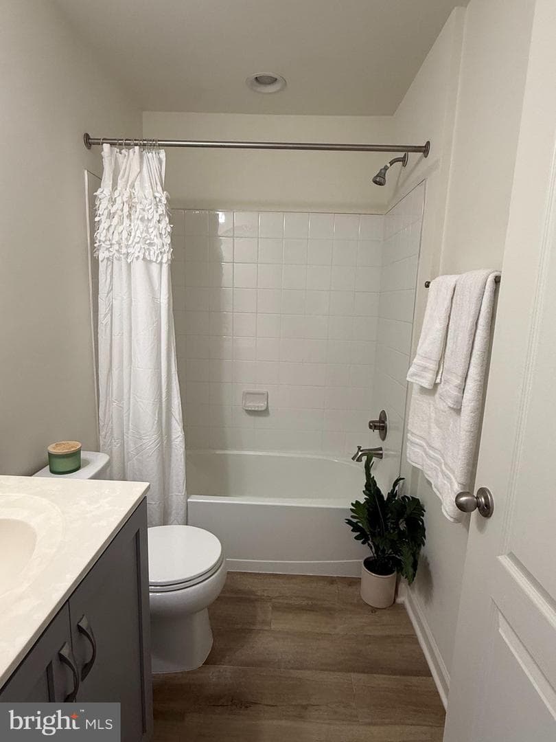 379 Eurasian Drive photo 26