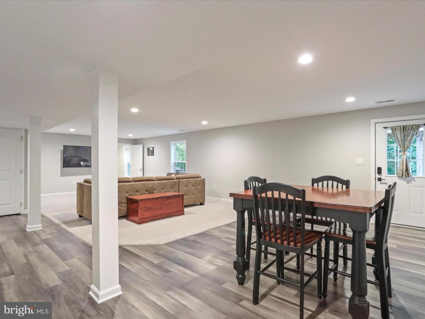 443 Executive Way photo 28