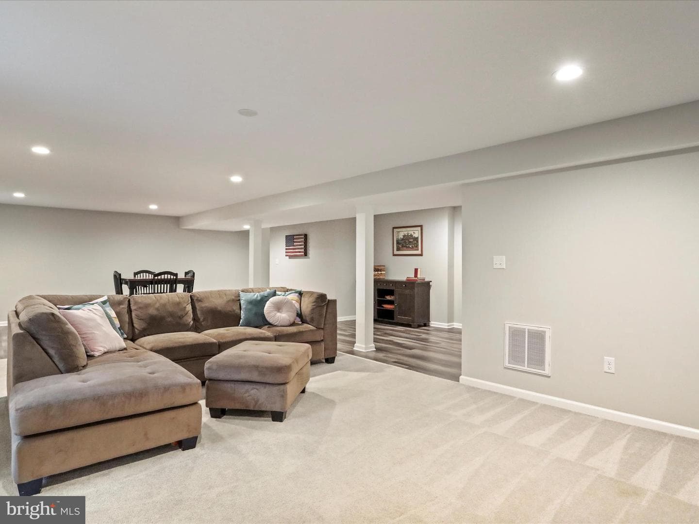 443 Executive Way photo 29
