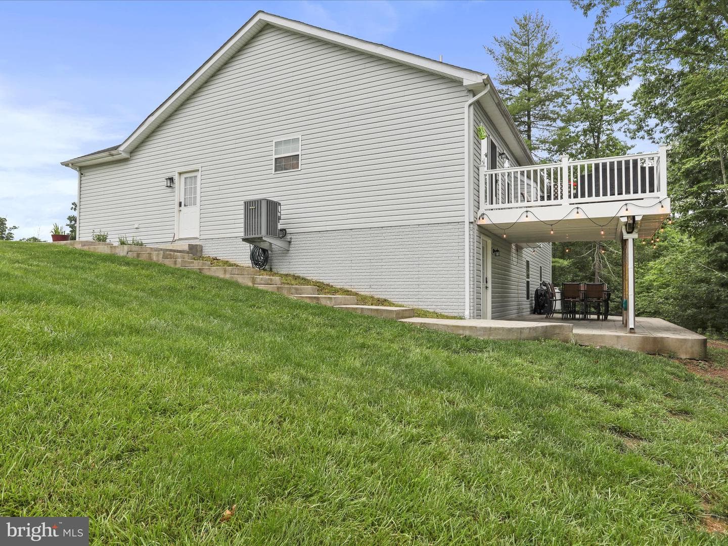 443 Executive Way photo 36