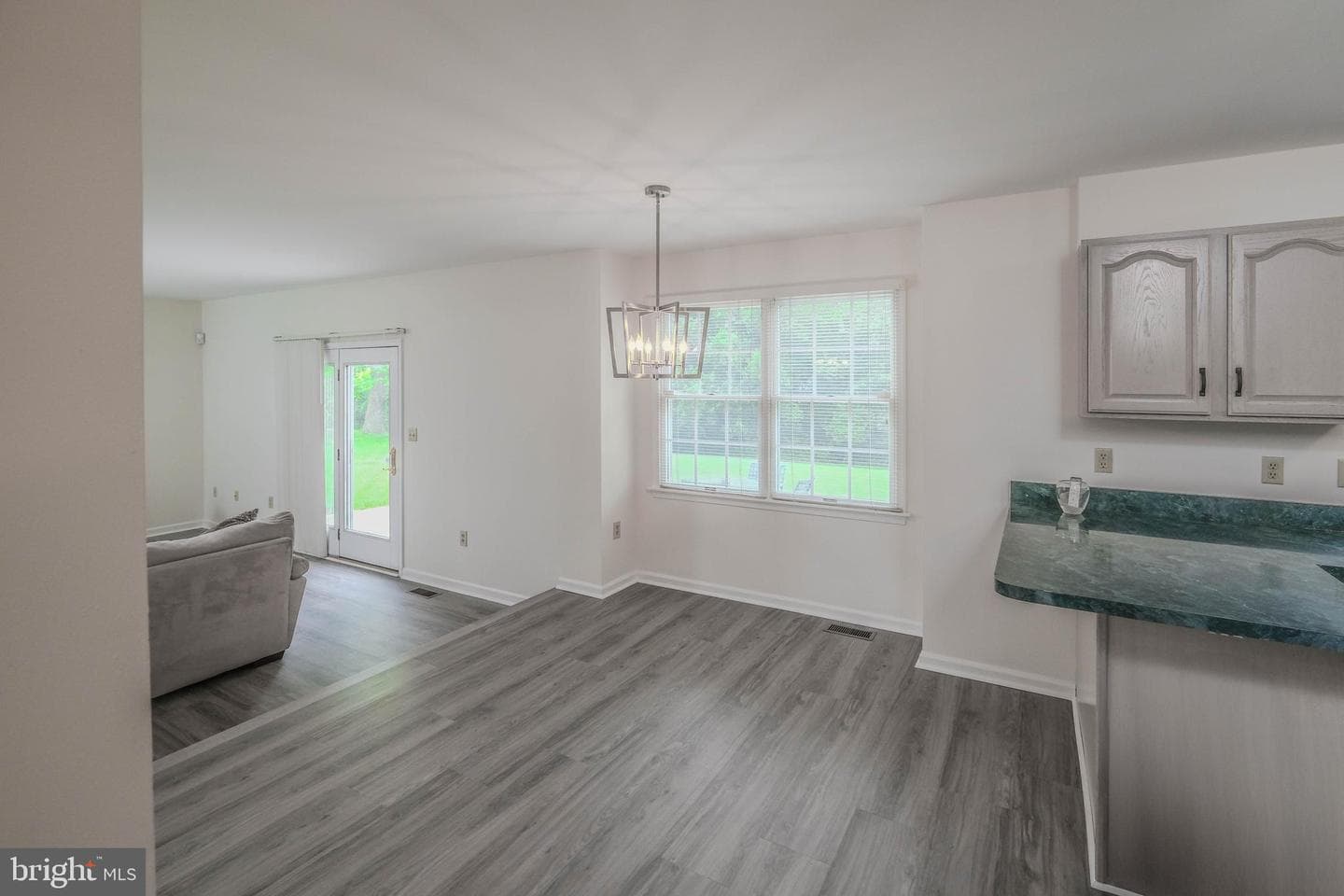 89 Hadrian Court photo 24