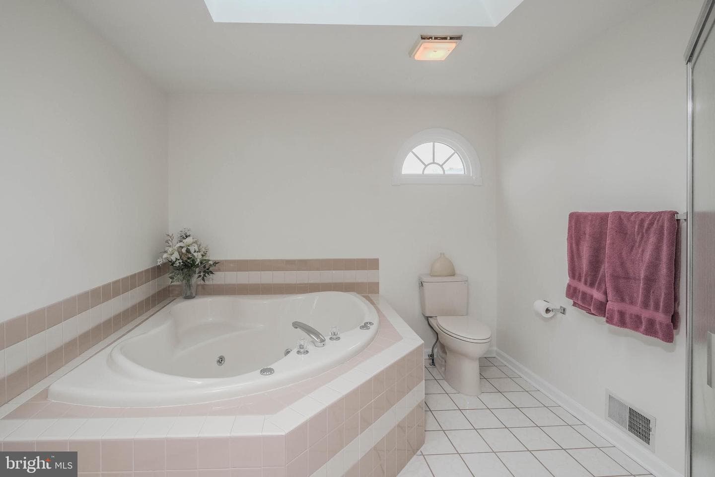 89 Hadrian Court photo 51