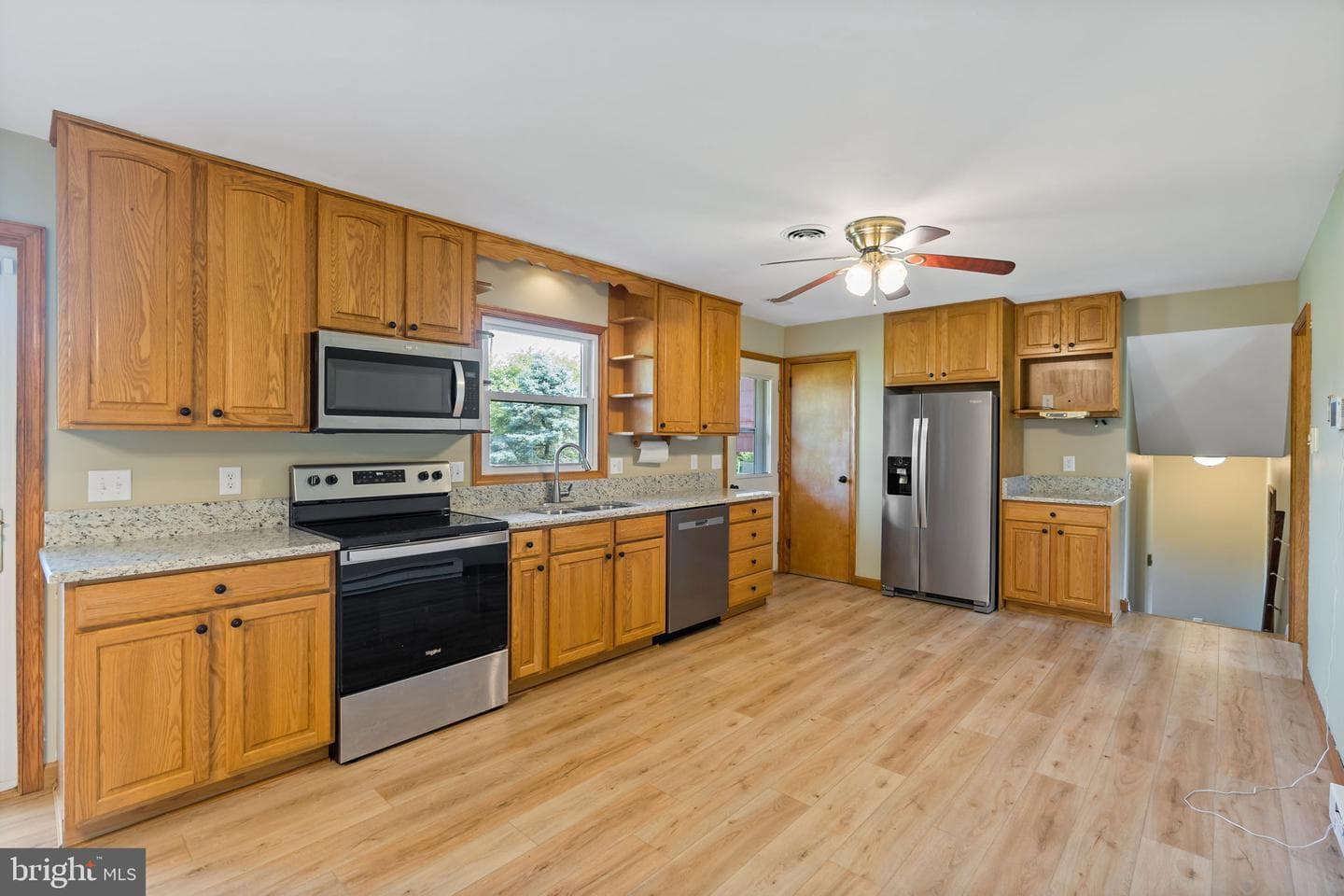 319 Hermitage Drive photo 20