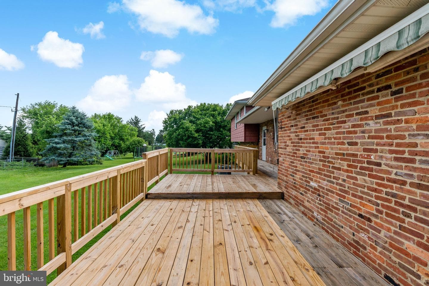319 Hermitage Drive photo 7