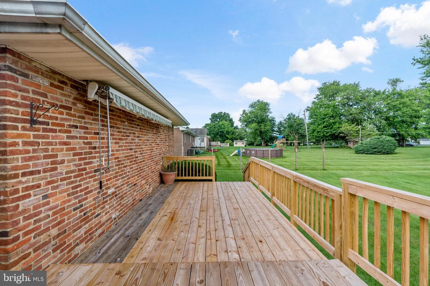 319 Hermitage Drive photo 8