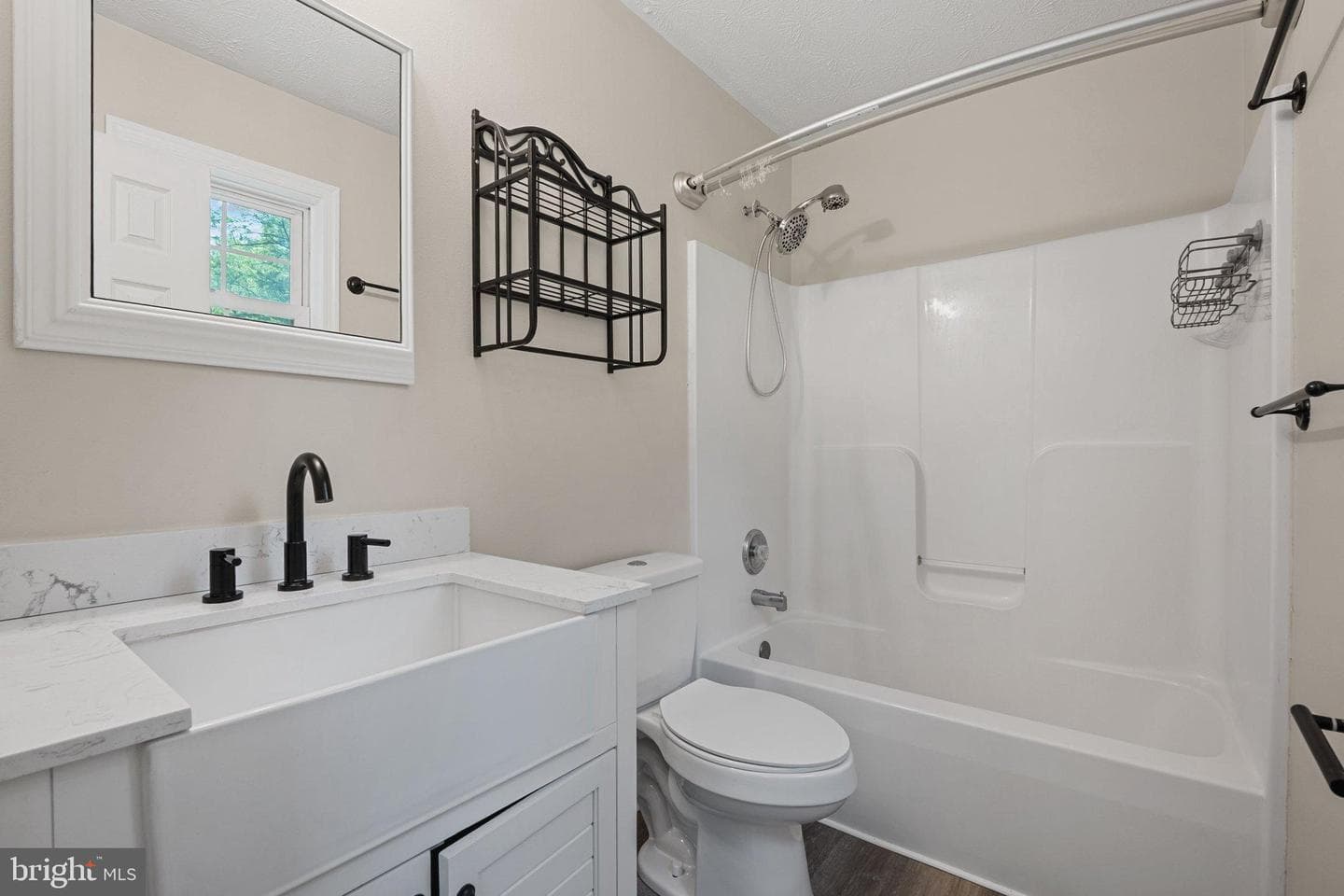2407 Dominion Road photo 24