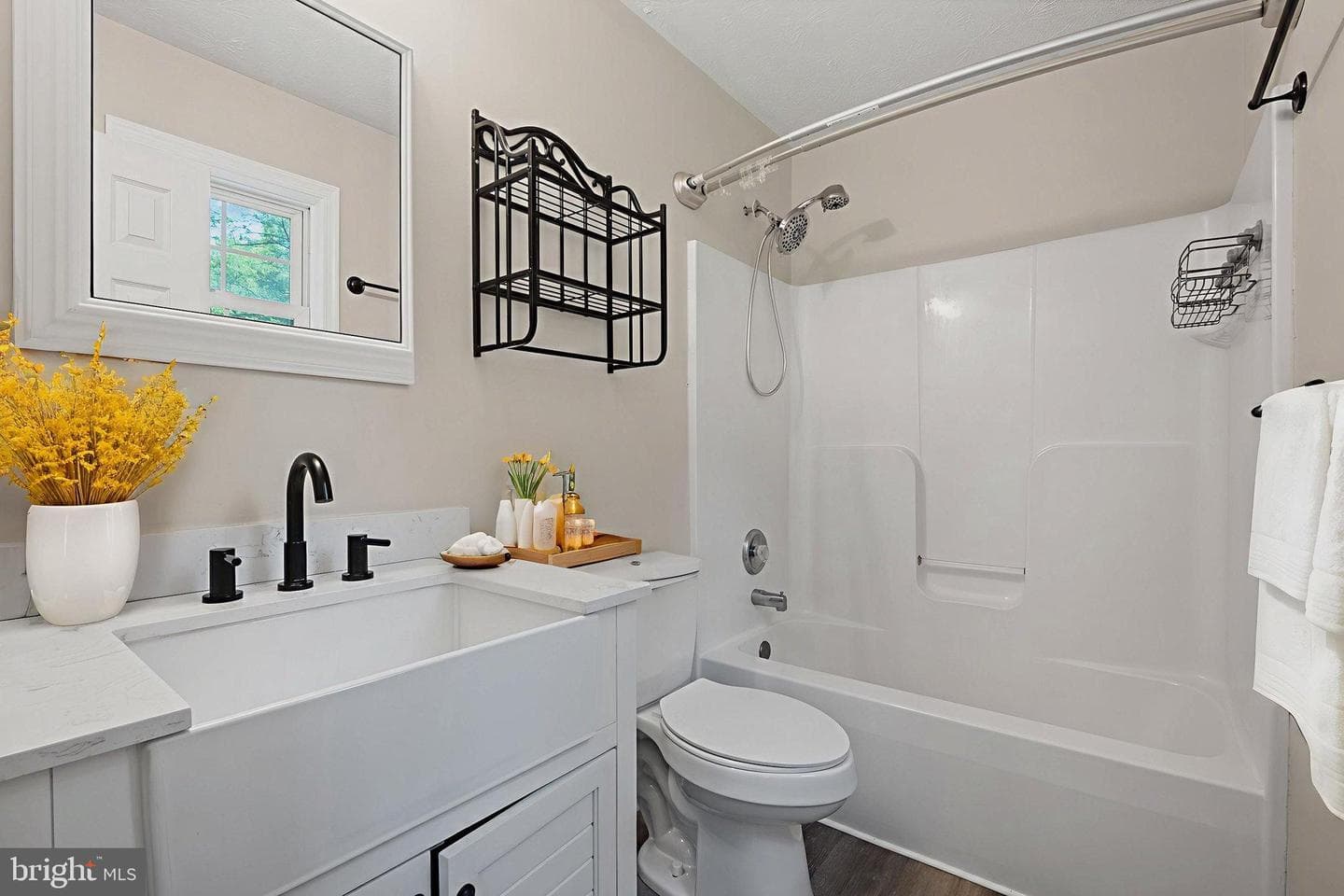 2407 Dominion Road photo 25