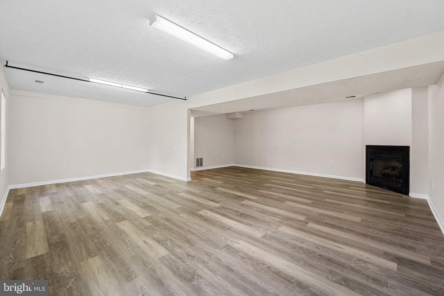 2407 Dominion Road photo 35