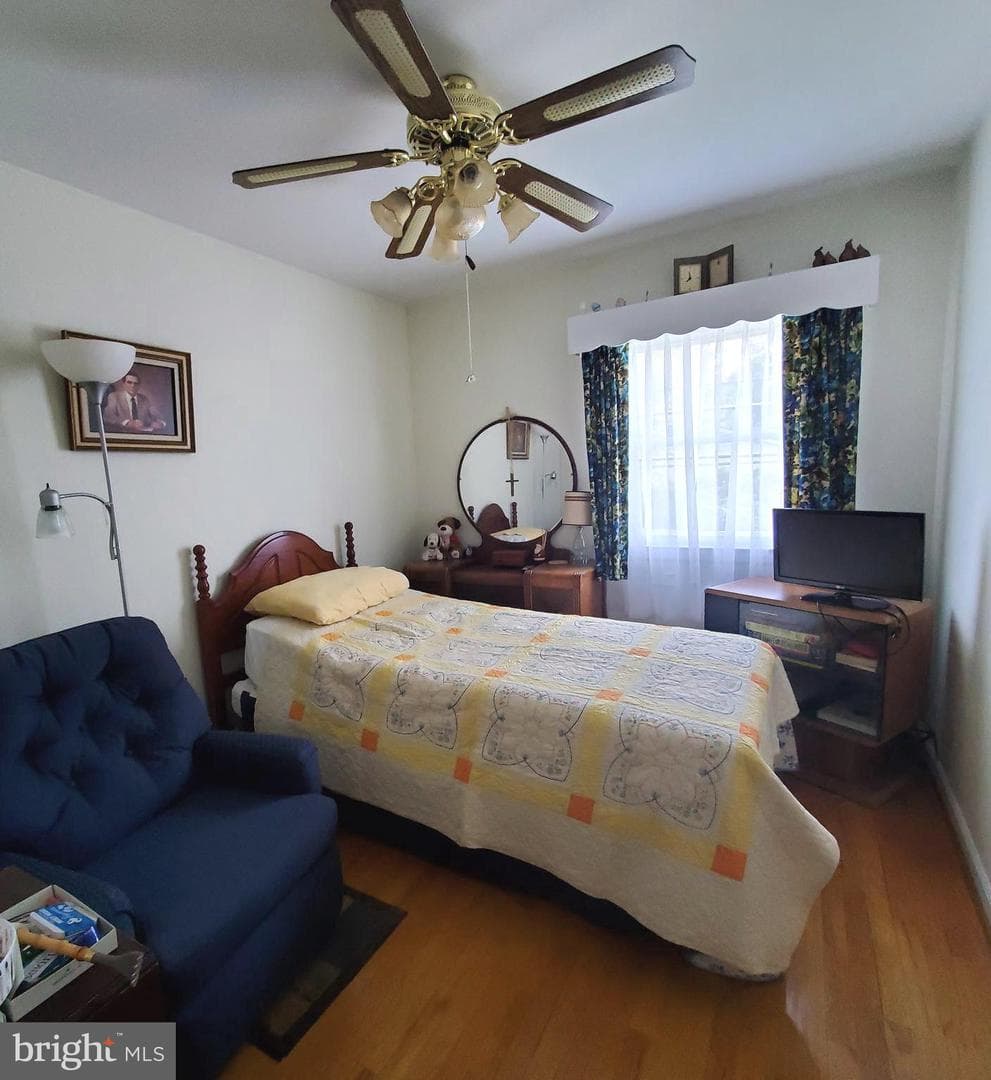 400 S Georgia Avenue photo 13